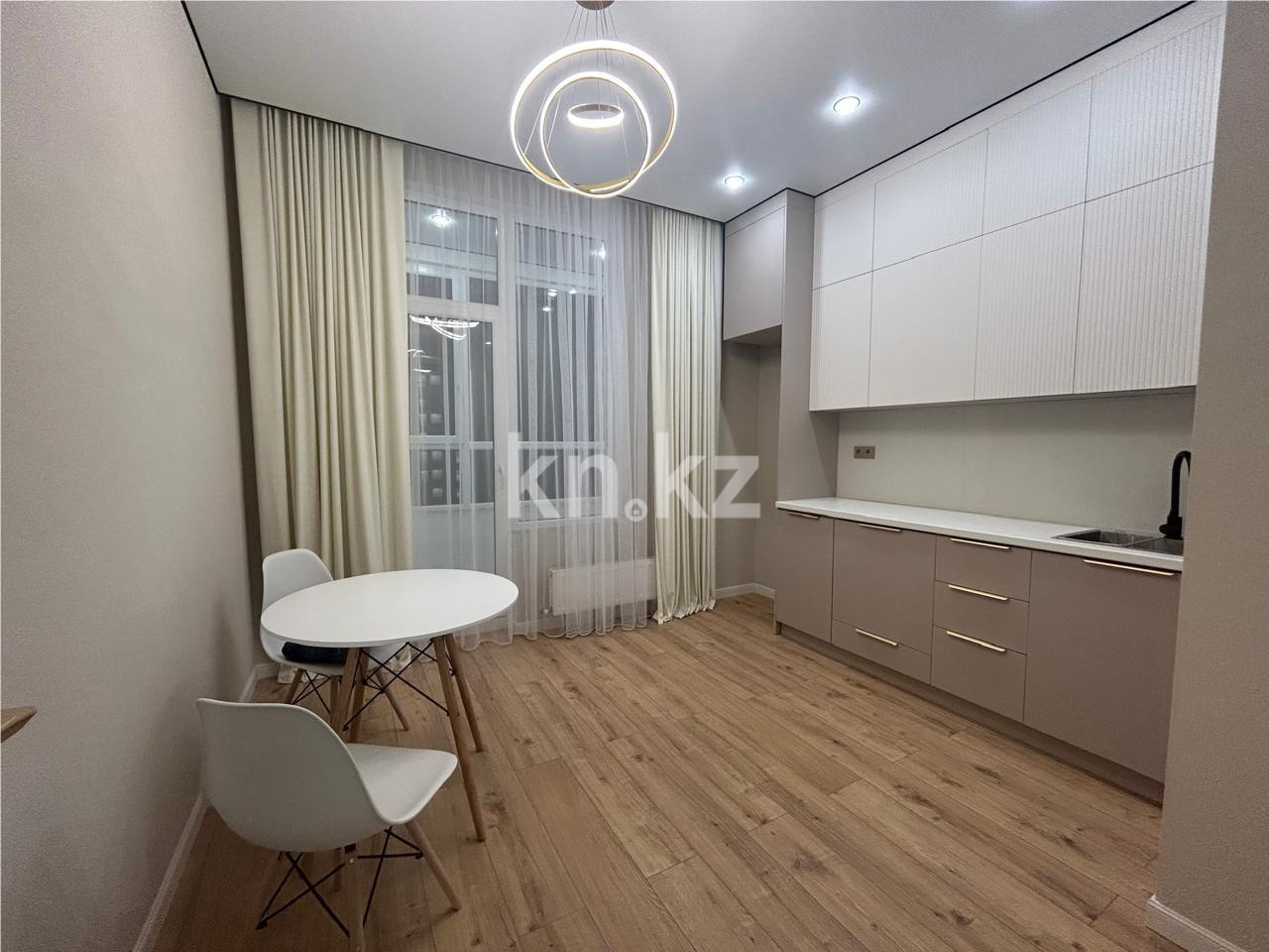 Продажа 2-комнатной квартиры, 40.5 м², ул. Е-36 в Астане - фото 6