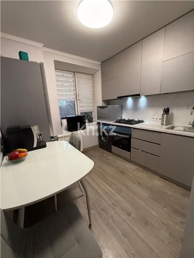 Продажа 3-комнатной квартиры, 62 м², пр. Сейфуллина, дом  102 в Алматы - фото 4