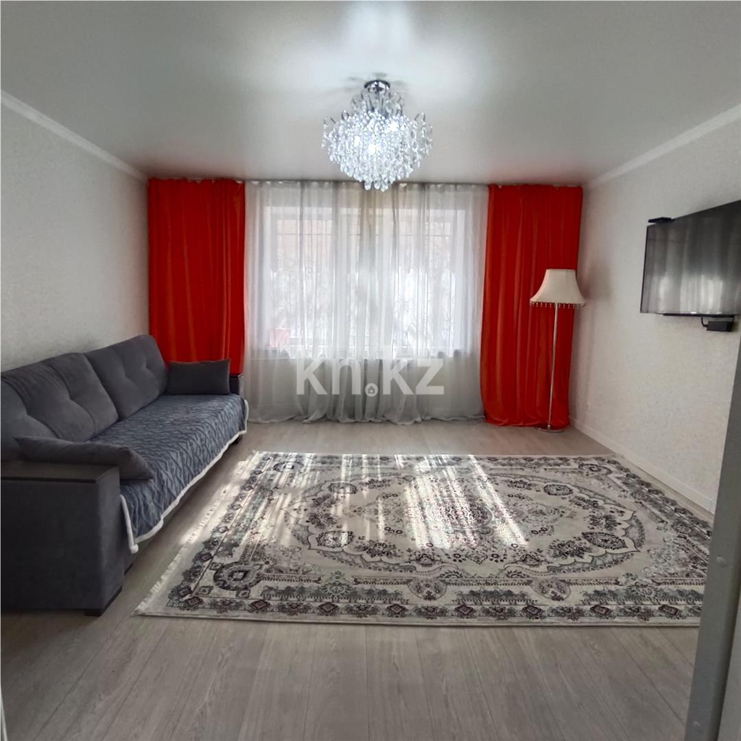 Продажа 1-комнатной квартиры, 42 м², мкр-н Степной-4, дом  17 в Караганде