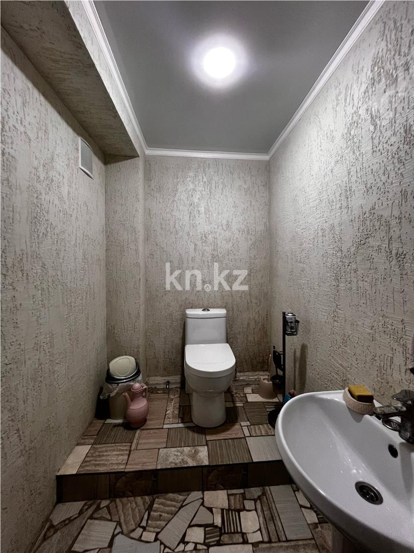 Продажа 7-комнатного дома, 320 м², ул. Кабжанова в Караганде - фото 29