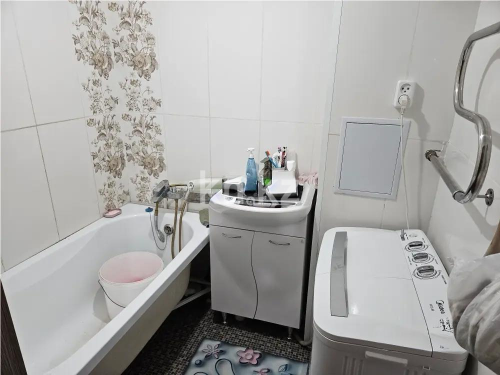 Продажа 4-комнатной квартиры, 78 м² в Караганде - фото 6