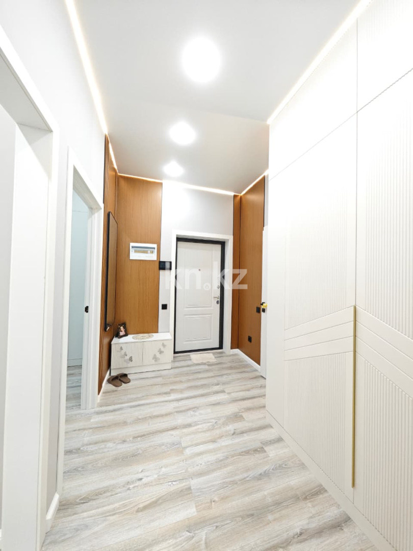 Продажа 2-комнатной квартиры, 61 м², ул. Университетская, дом  18 в Караганде - фото 15