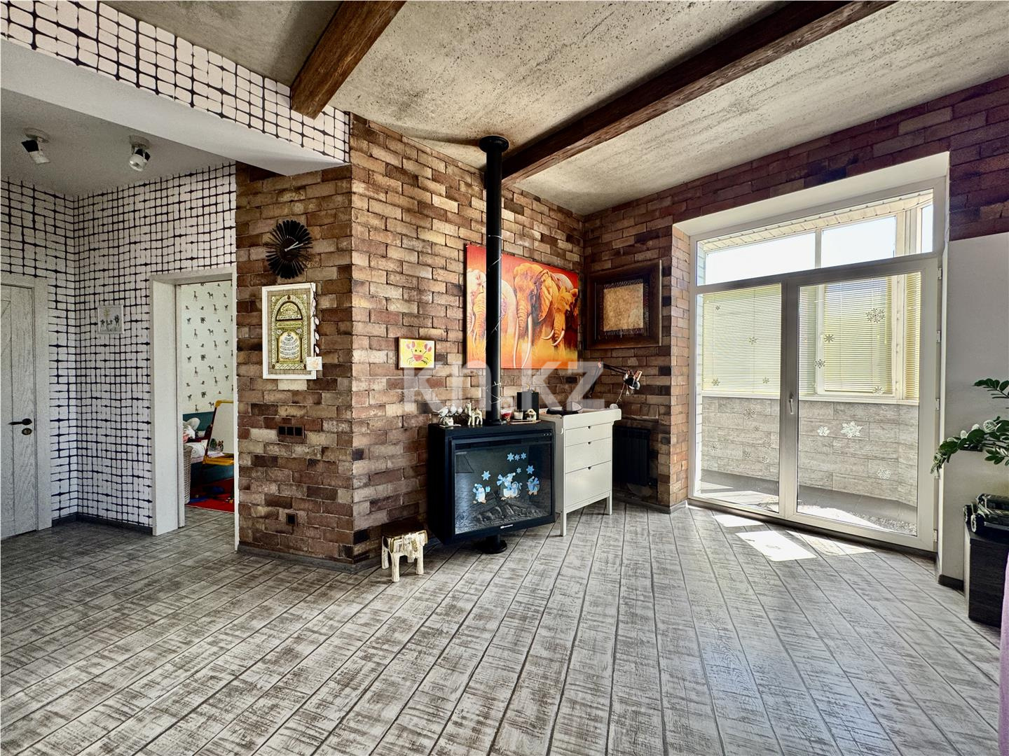 Продажа 3-комнатной квартиры, 160 м², ул. Аманжолова, дом  41 в Караганде - фото 4