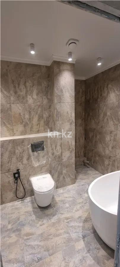 Продажа 3-комнатной квартиры, 121 м², ул. Аскарова, дом  21/20 в Алматы - фото 4