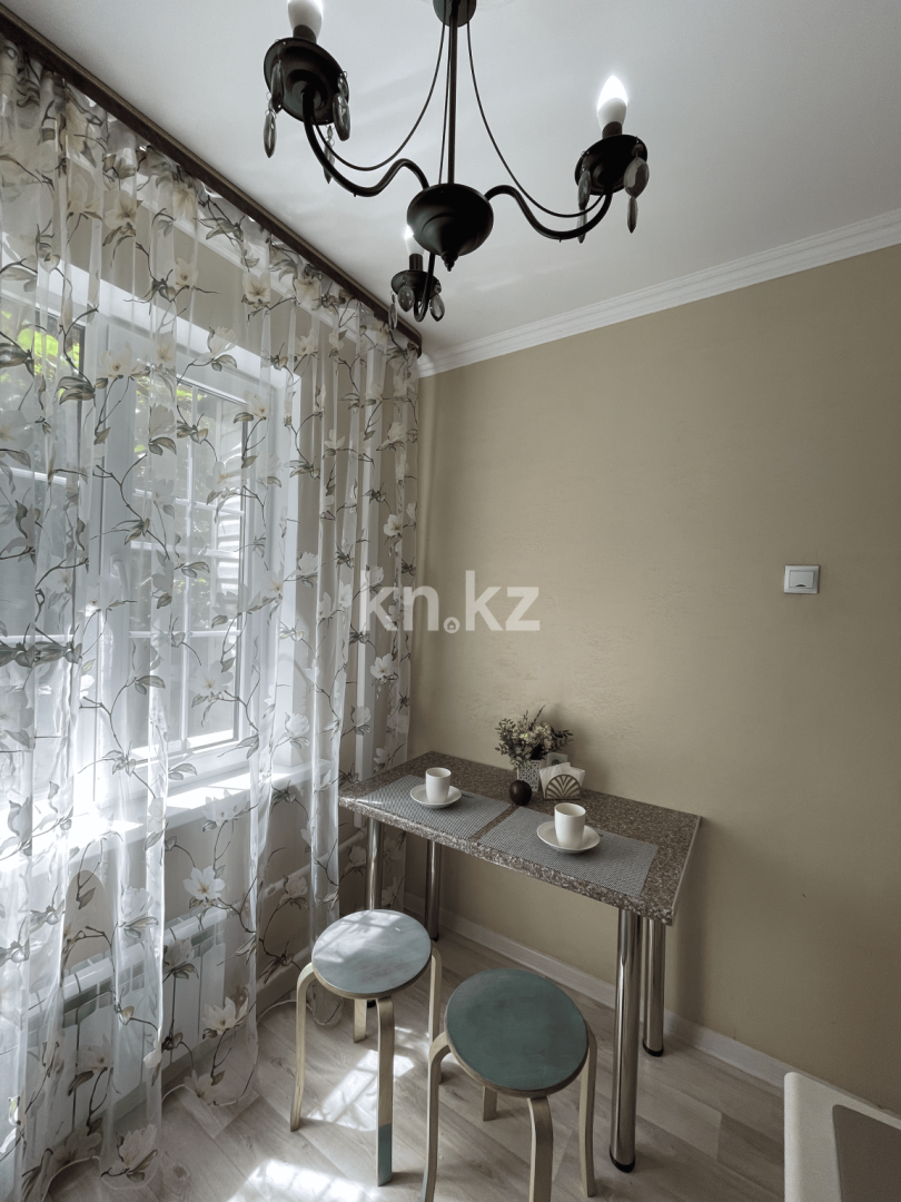 Аренда 1-комнатной квартиры посуточно, 40 м² в Алматы - фото 16