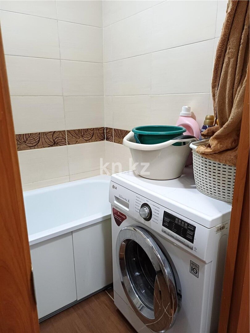 Продажа 3-комнатной квартиры, 64 м² в Караганде - фото 10