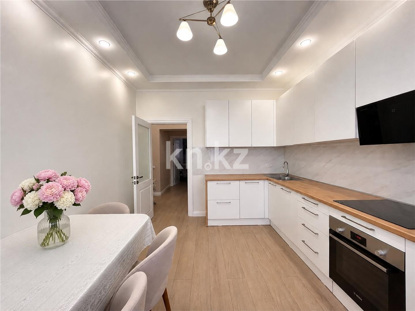 Продажа 3-комнатной квартиры, 84 м² в Караганде