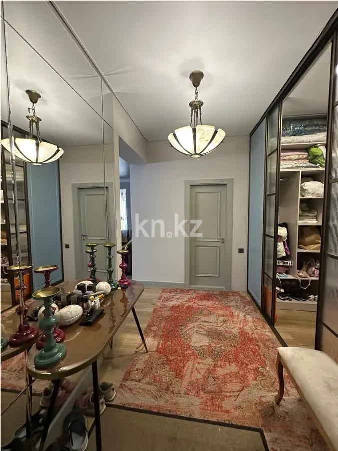 Продажа 4-комнатной квартиры, 145 м², мкр-н Самал-3, дом  15 в Алматы - фото 6