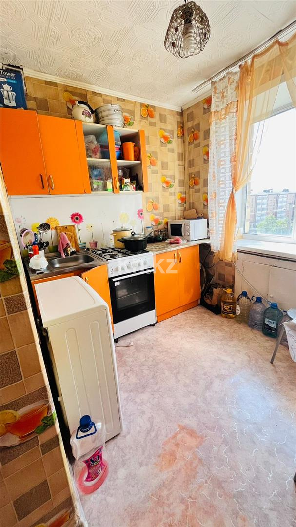 Продажа 4-комнатной квартиры, 63 м², мкр-н 14 в Караганде - фото 12