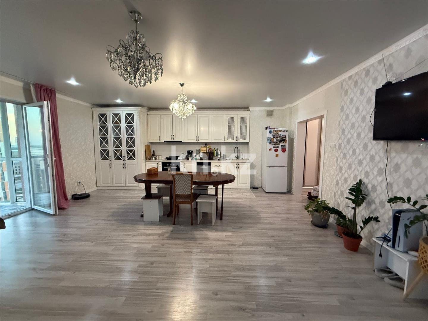 Продажа 3-комнатной квартиры, 84 м², ул. Е-435 в Астане