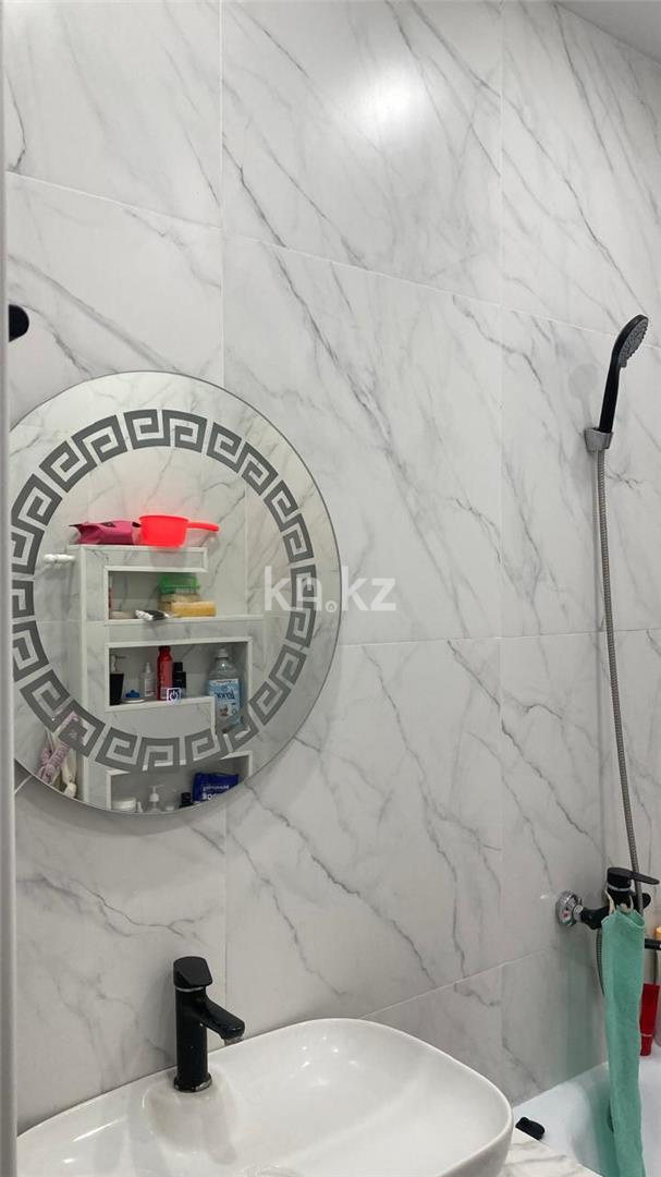 Продажа 3-комнатной квартиры, 84 м², ул. Сатыбалдина в Караганде - фото 13