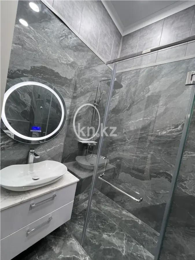 Продажа 5-комнатной квартиры, 210 м², ул. Байтурсынова, дом  9 блок F3 в Астане - фото 6