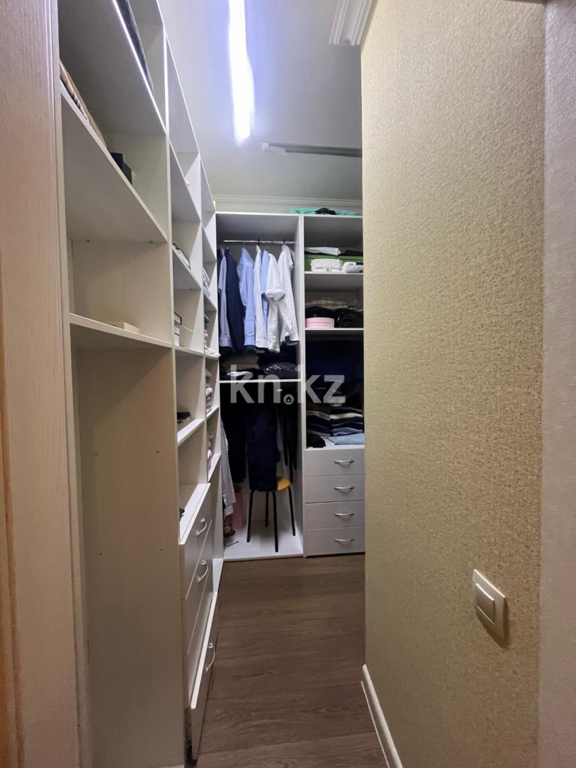 Продажа 4-комнатной квартиры, 101 м², ул. Таттимбета, дом  5б в Караганде - фото 5