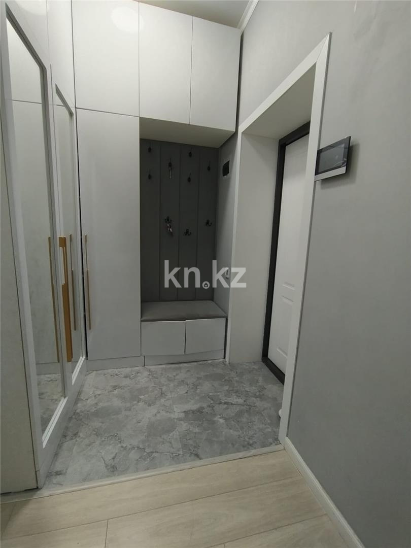 Продажа 2-комнатной квартиры, 67 м², ул. Гапеева в Караганде - фото 11