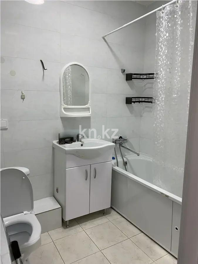 Продажа 1-комнатной квартиры, 44 м², ул. Бейбарыс Султан, дом  11 в Астане - фото 2