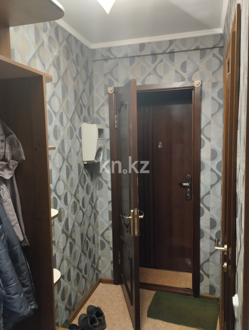 Продажа 2-комнатной квартиры, 42.2 м², ул. Ермекова, дом  14 в Караганде - фото 5