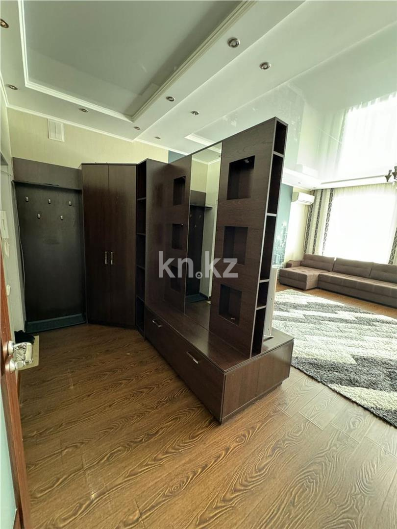 Продажа 3-комнатной квартиры, 108 м², ул. Лободы в Караганде - фото 13