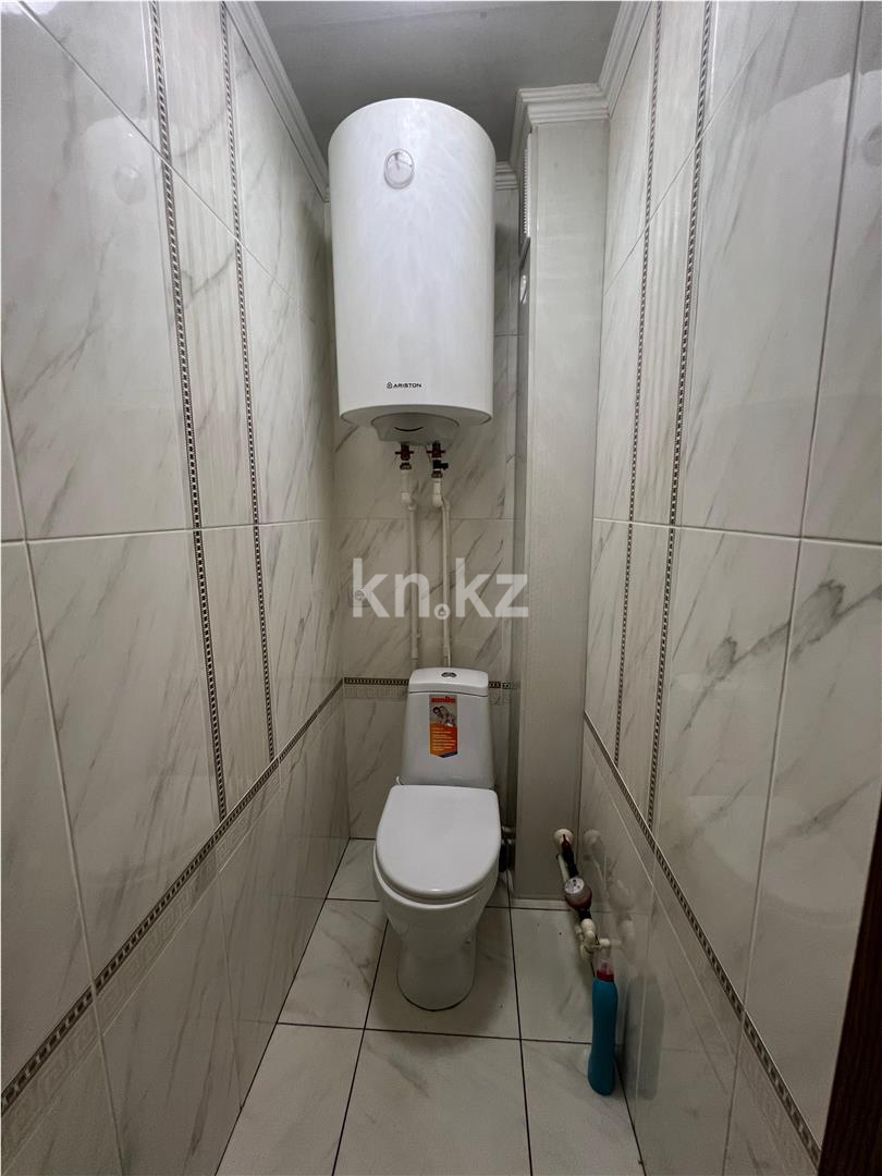 Продажа 3-комнатной квартиры, 58 м², ул. Гапеева, дом  19 в Караганде - фото 8