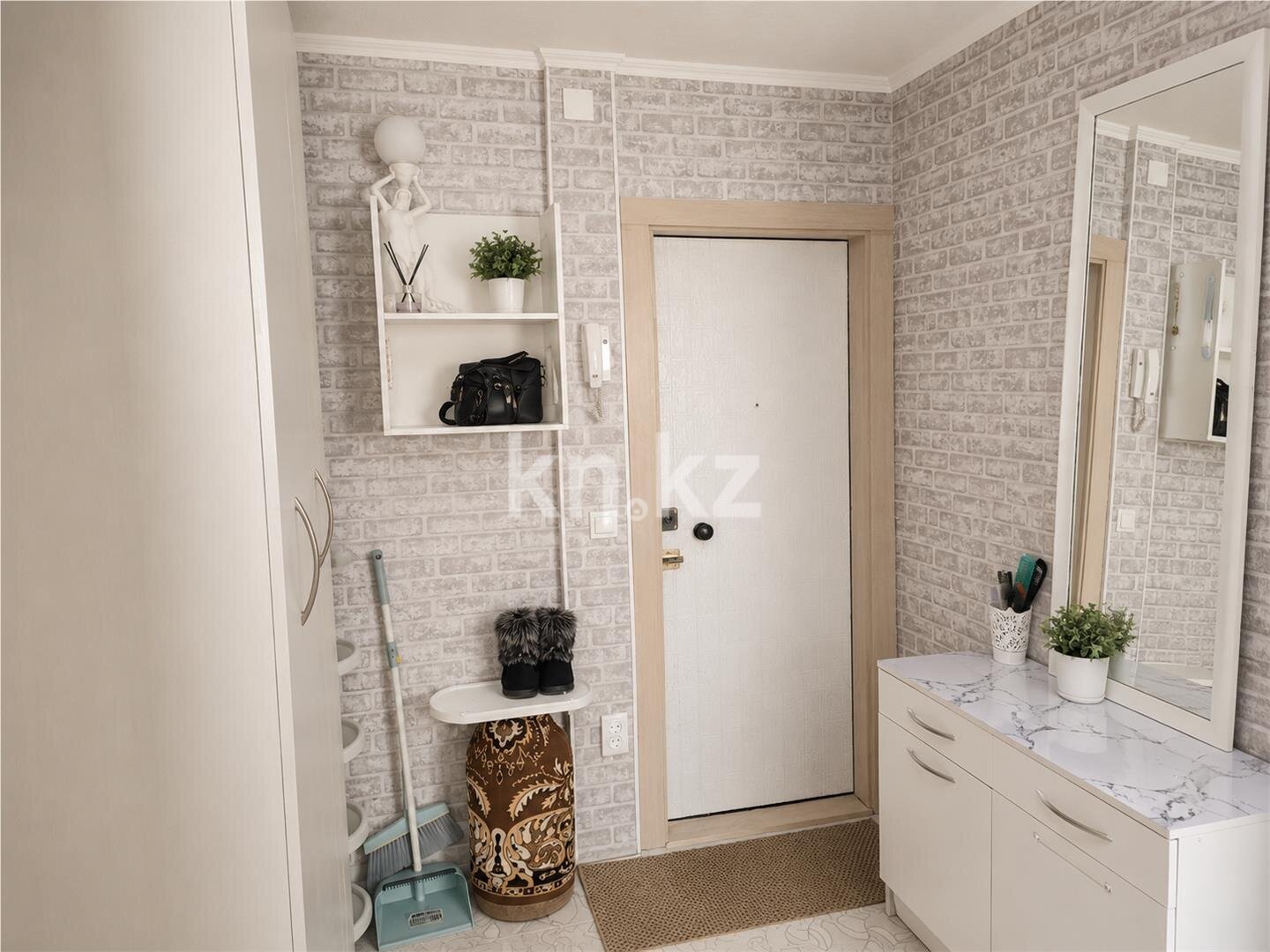 Продажа 3-комнатной квартиры, 65 м² в Караганде - фото 8