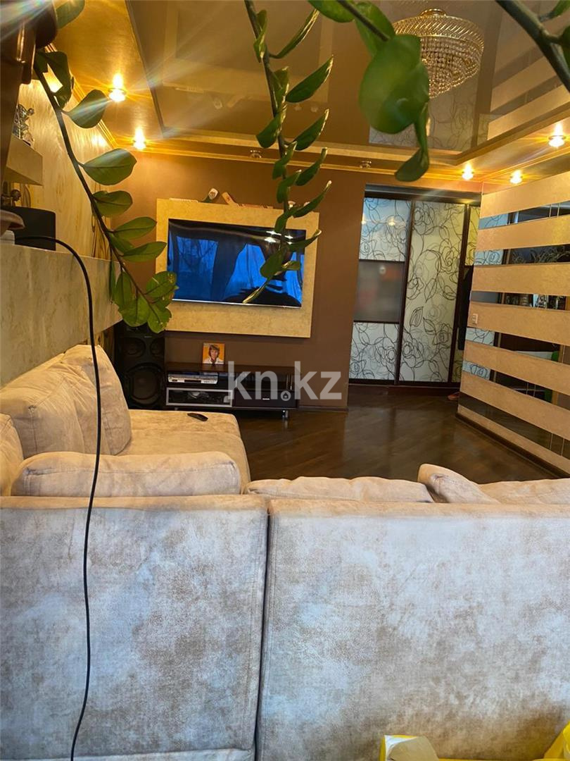 Продажа 3-комнатной квартиры, 65 м², мкр-н Орбита-1 в Караганде - фото 3