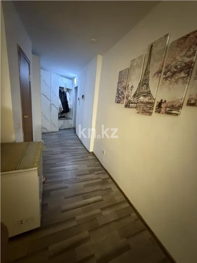 Продажа 2-комнатной квартиры, 86 м², ул. Ашимова, дом  24 в Караганде - фото 7
