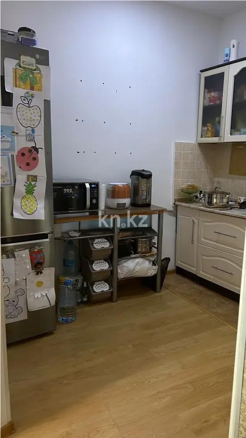 Продажа 2-комнатной квартиры, 67 м², ул. Нажимеденова, дом  10/4 в Астане