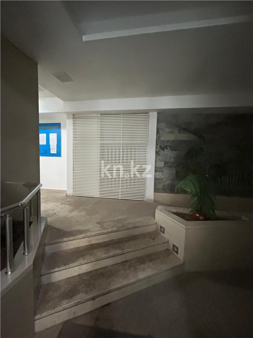 Продажа 4-комнатной квартиры, 191.7 м², ул. Мамбетова в Астане - фото 23