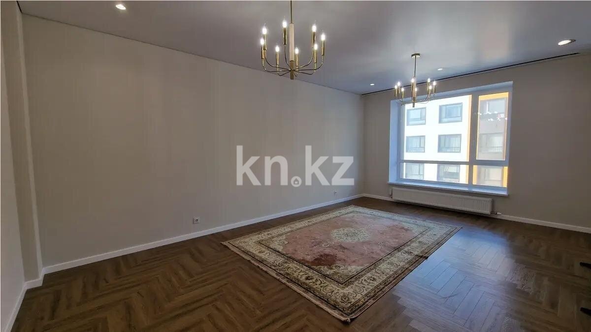 Продажа 4-комнатной квартиры, 131 м² в Астане