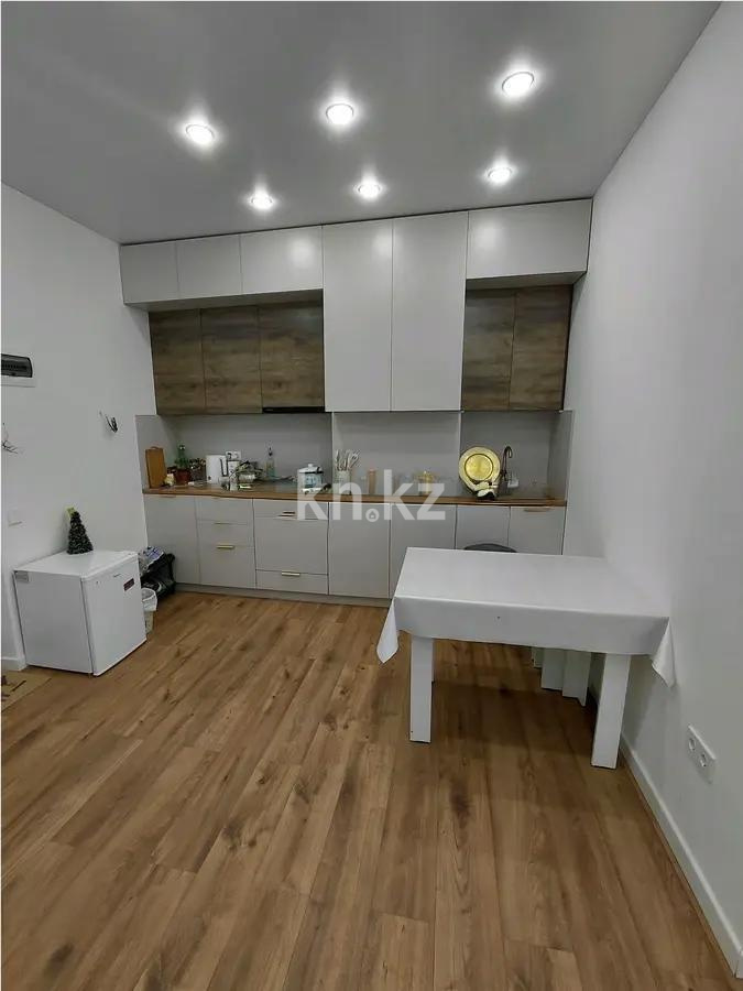 Продажа 2-комнатной квартиры, 40 м², мкр-н Нуркент, дом  6/2 в Алматы - фото 2