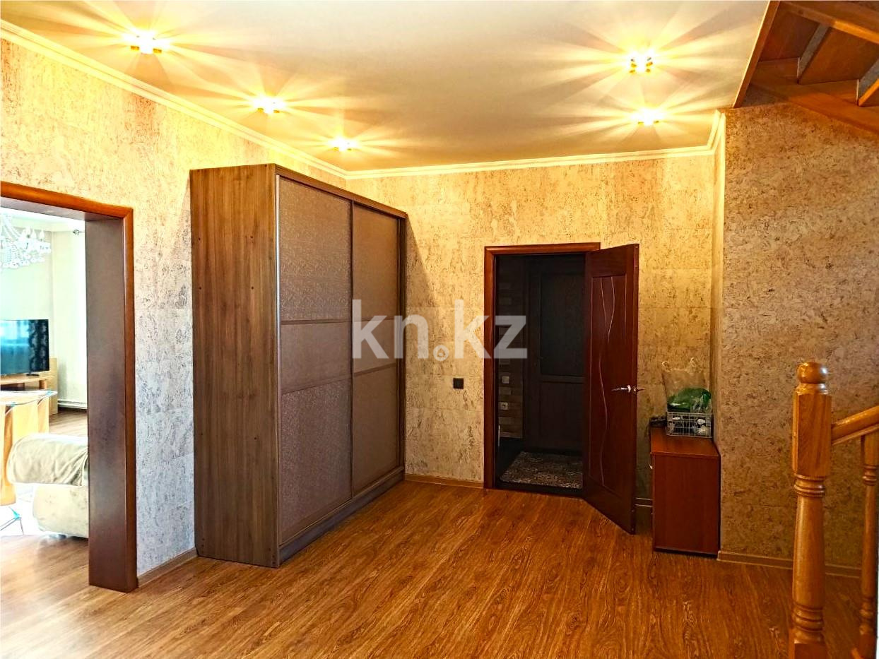 Продажа 7-комнатного дома, 260 м² в Караганде - фото 11