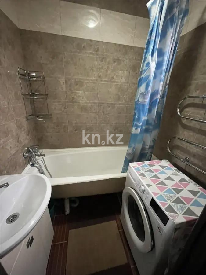 Продажа 2-комнатной квартиры, 51 м², ул. Утеген батыра, дом  82 в Алматы - фото 4