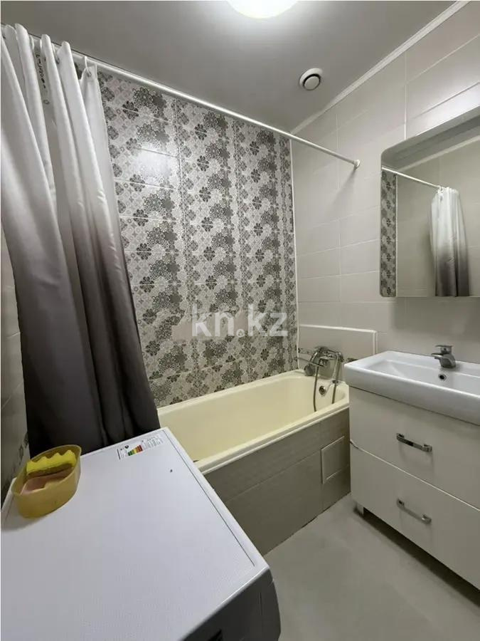 Продажа 4-комнатной квартиры, 94.9 м², мкр-н Аксай-4, дом  30 в Алматы - фото 5