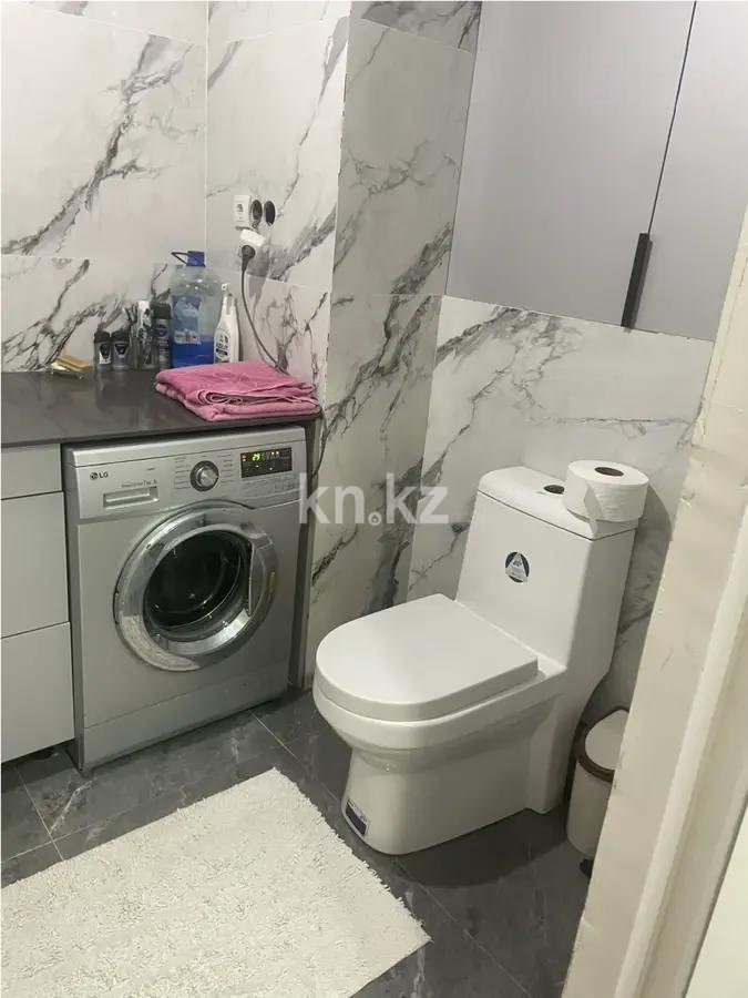 Продажа 3-комнатной квартиры, 103 м², ул. Толе би, дом  285/8 в Алматы - фото 7