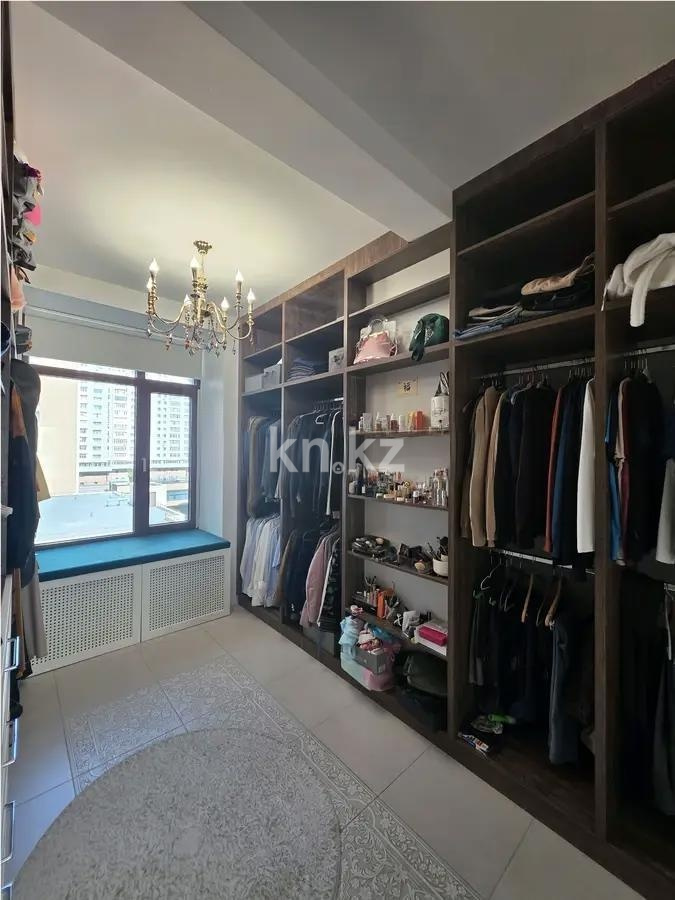 Продажа 5-комнатной квартиры, 249 м² в Астане - фото 11