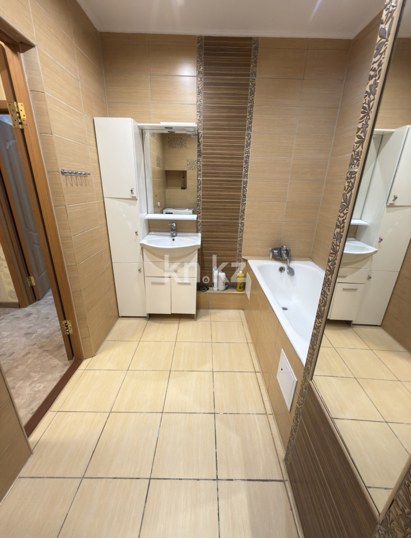 Продажа 4-комнатной квартиры, 92 м² в Караганде - фото 12