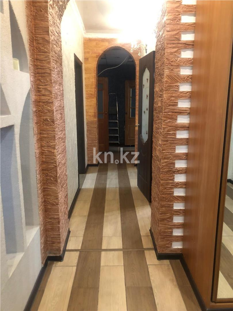 Продажа 3-комнатной квартиры, 92 м², ул. Магнитогорская, дом  36 в Караганде - фото 14