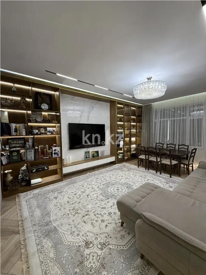 Продажа 4-комнатной квартиры, 140 м² в Астане