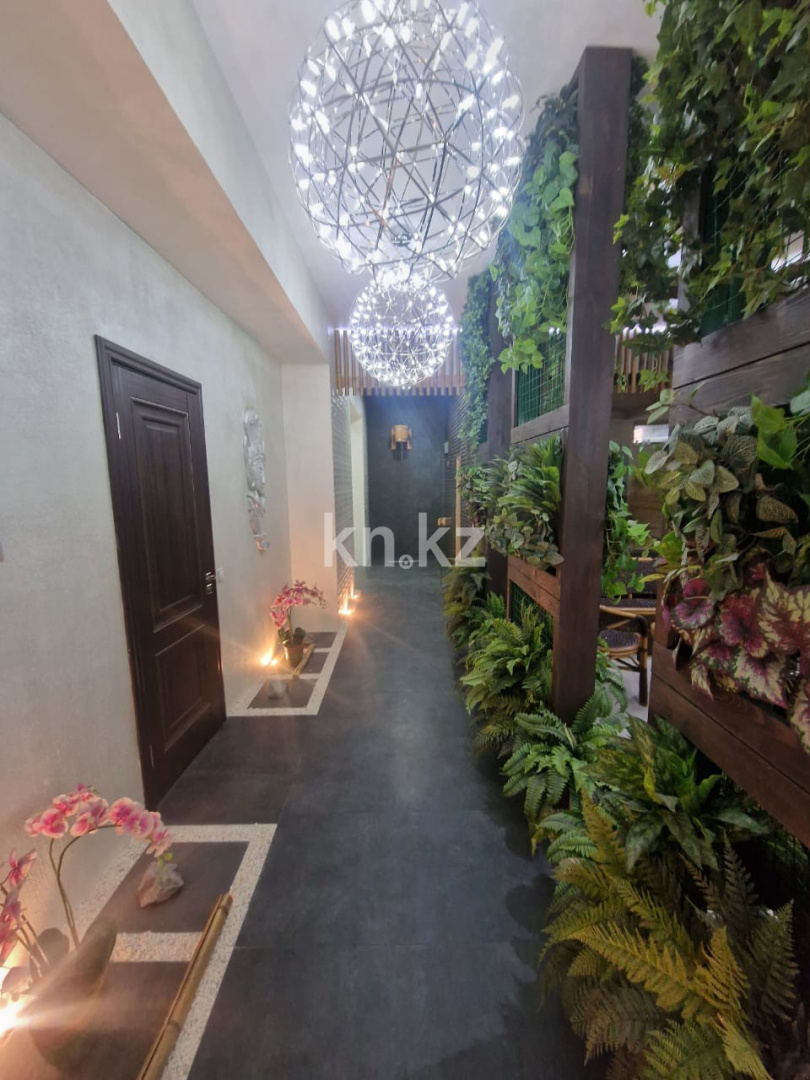 Продажа 7-комнатного дома, 680 м² в Алматы - фото 21