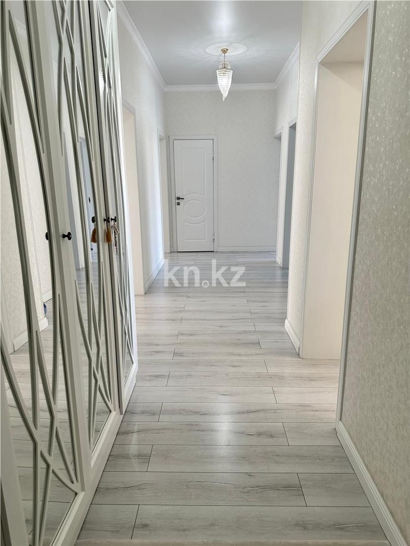 Продажа 4-комнатной квартиры, 124 м², ул. Таттимбета в Караганде - фото 15