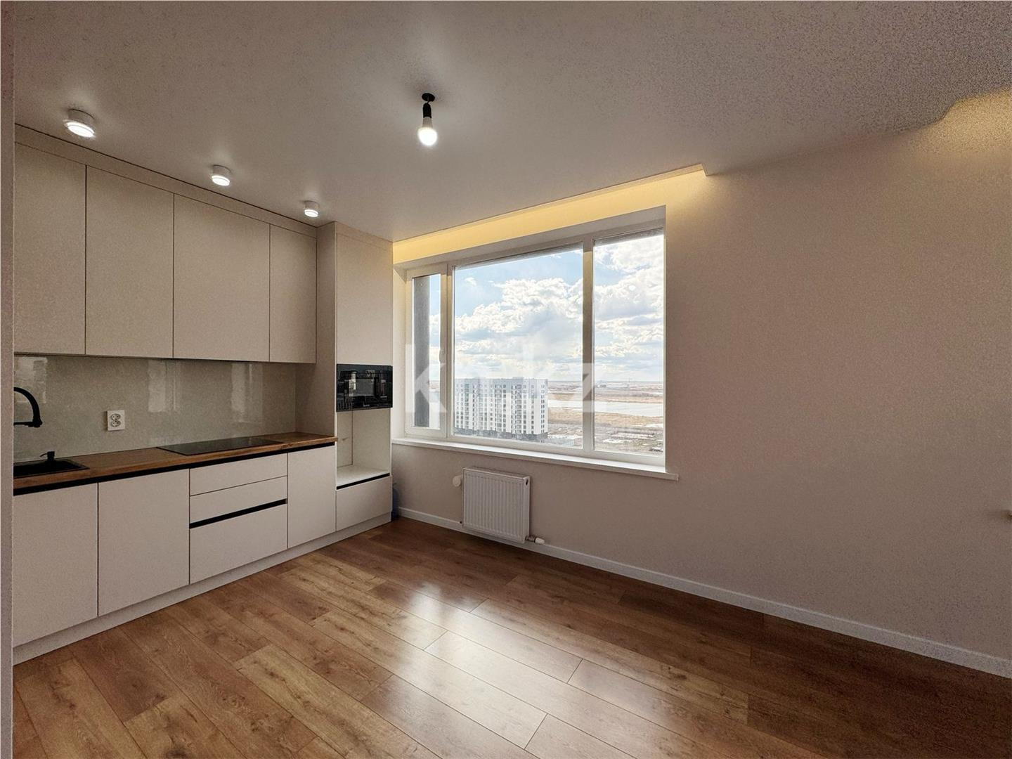 Продажа 2-комнатной квартиры, 56 м², ул. Толе би в Астане