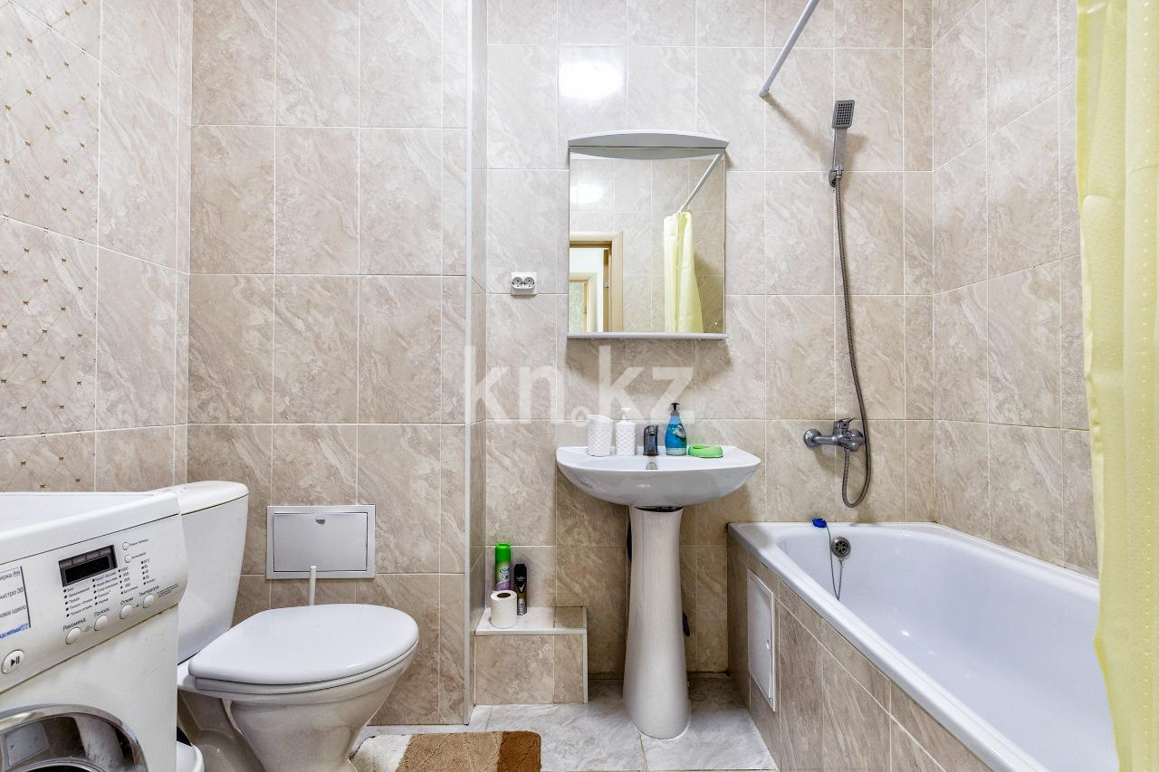 Аренда 1-комнатной квартиры посуточно, 50 м², пр. Кабанбай батыра, дом  29 - ул. Сыганак в Астане - фото 4