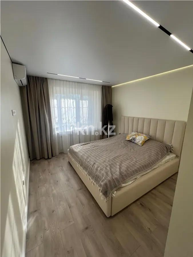 Продажа 3-комнатной квартиры, 64 м², ул. Радостовца, дом  225 в Алматы - фото 2