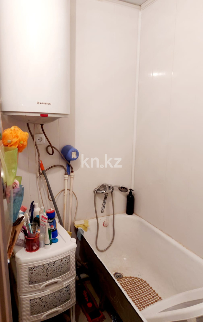 Продажа 2-комнатной квартиры, 44.4 м², 22 мкр. в Караганде - фото 5