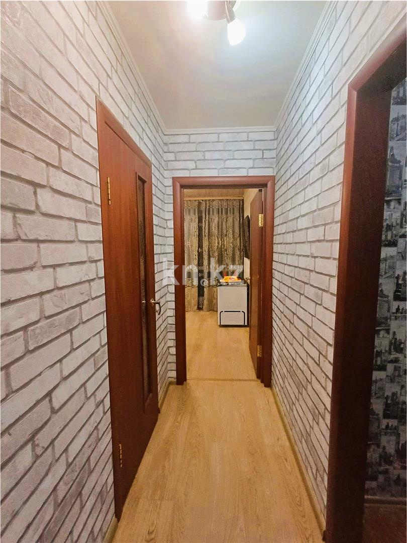 Продажа 4-комнатной квартиры, 77 м², 1 кв-л в Караганде - фото 10