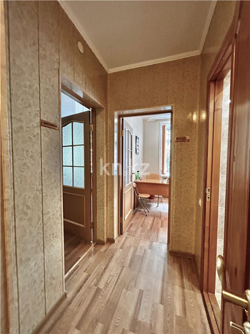 Продажа 1-комнатной квартиры, 41 м², ул. Лободы в Караганде - фото 8