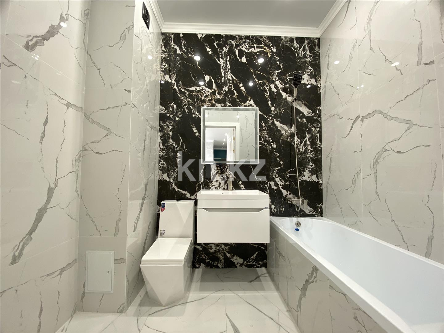 Продажа 2-комнатной квартиры, 64 м², пр. Тауелсыздык в Астане - фото 11