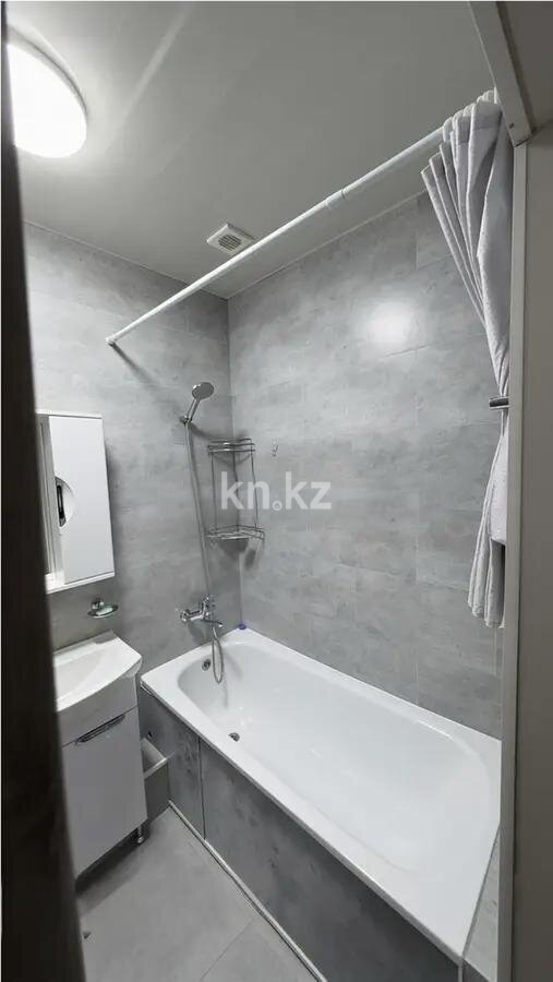 Продажа 2-комнатной квартиры, 35 м² в Алматы - фото 4