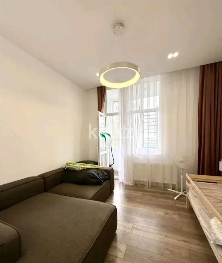 Продажа 2-комнатной квартиры, 70 м² в Астане