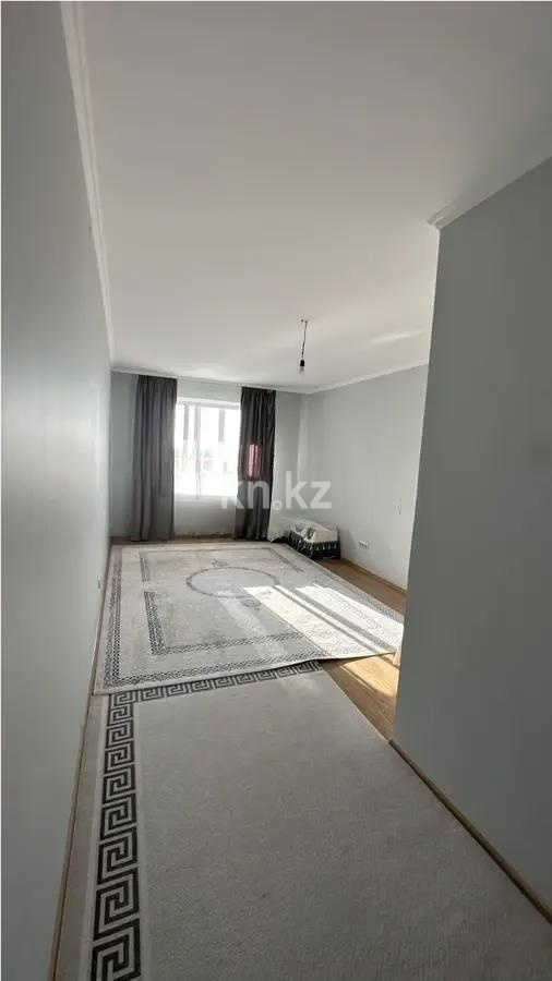 Продажа 3-комнатной квартиры, 180 м² в Астане