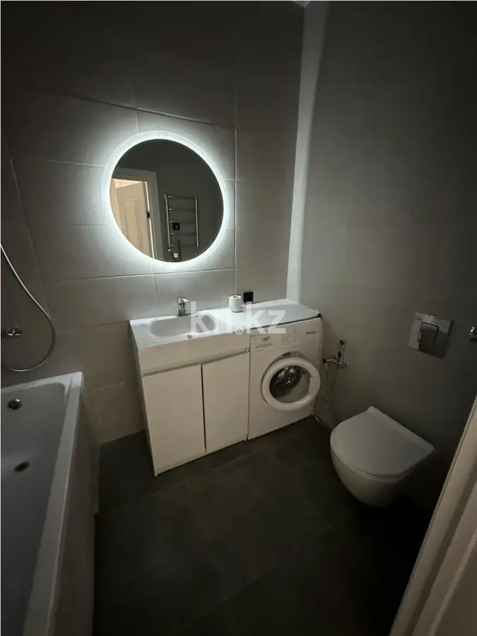 Продажа 1-комнатной квартиры, 38 м², ул. Си Синхая, дом  17 в Алматы - фото 3